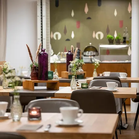 فندق Wirtshaus Sattlerwirt 4*