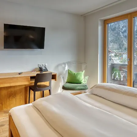 Wirtshaus Sattlerwirt Szálloda 4*