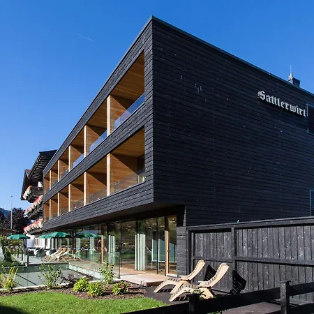 Wirtshaus Sattlerwirt Отель 4*