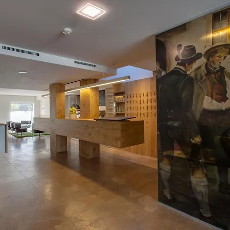 Wirtshaus Sattlerwirt Hotel 4*