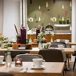 Hotel Wirtshaus Sattlerwirt 4*
