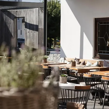 فندق Wirtshaus Sattlerwirt ابسي