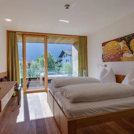 فندق Wirtshaus Sattlerwirt 4*