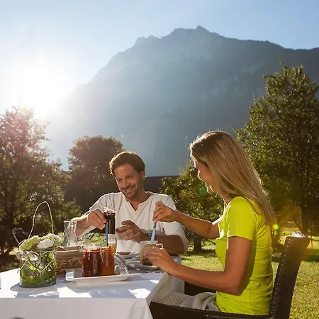 فندق Wirtshaus Sattlerwirt 4*